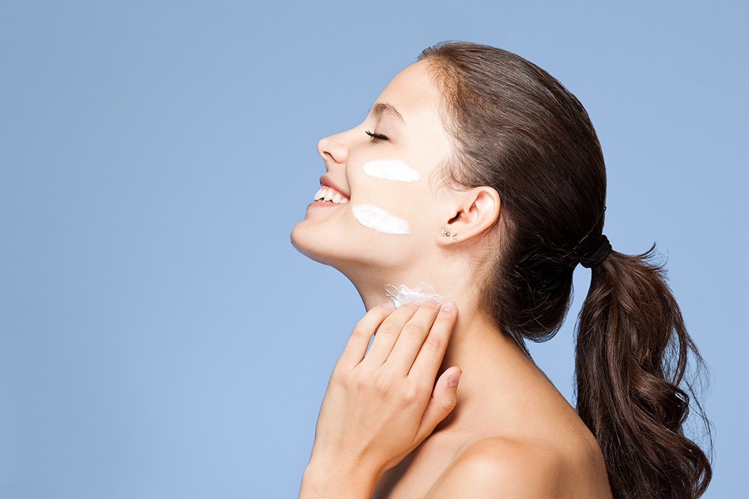 臉部保濕攻略： 破除三大保濕保養迷思，搭配保濕3步驟皮膚水噹噹